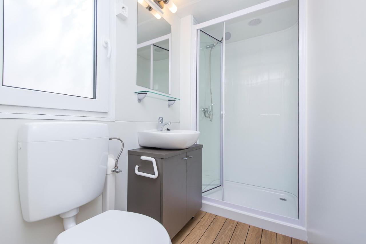 Albatross Mobile Homes On Solaris Camping Fkk-Naturist Poreč Eksteriør billede